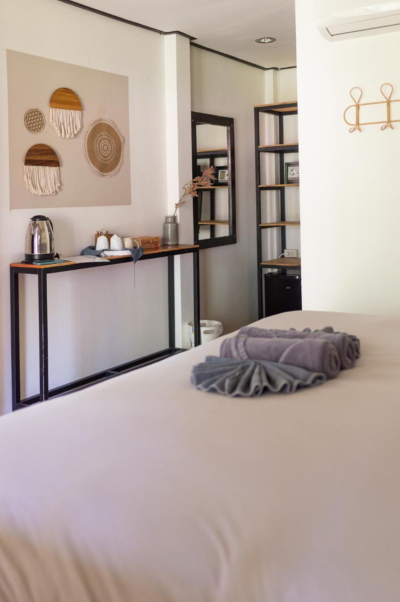 The Mellow Mango Koh Lanta Ngoại thất bức ảnh